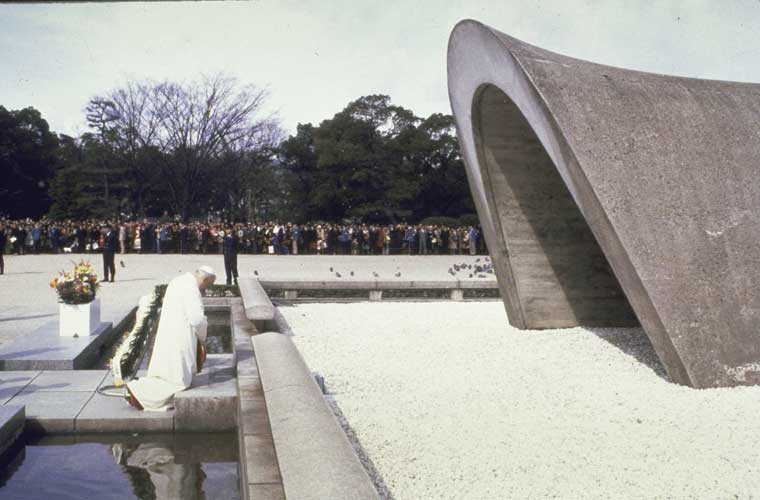 Nhung nhan vat noi tieng tung den tham Hiroshima-Hinh-8